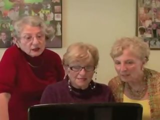 3 Grannies React To Big Black putz sex clip film show